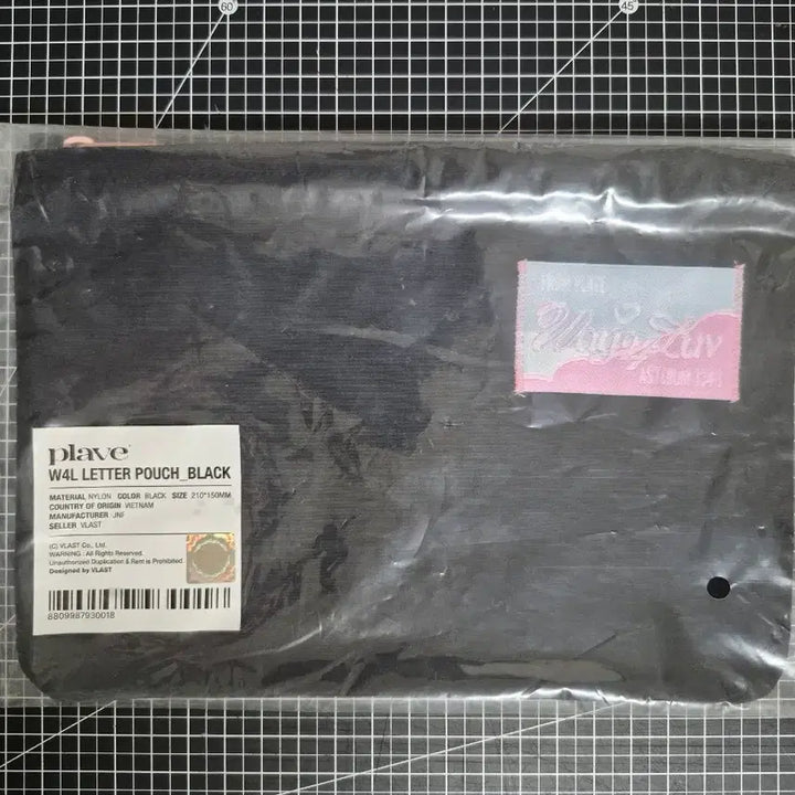 [BUNJANG] PLAVE W4L Letter Pouch / [이번 주까지만 판매] 미개봉 플레이브 웨포럽 W4L 레터 파우치