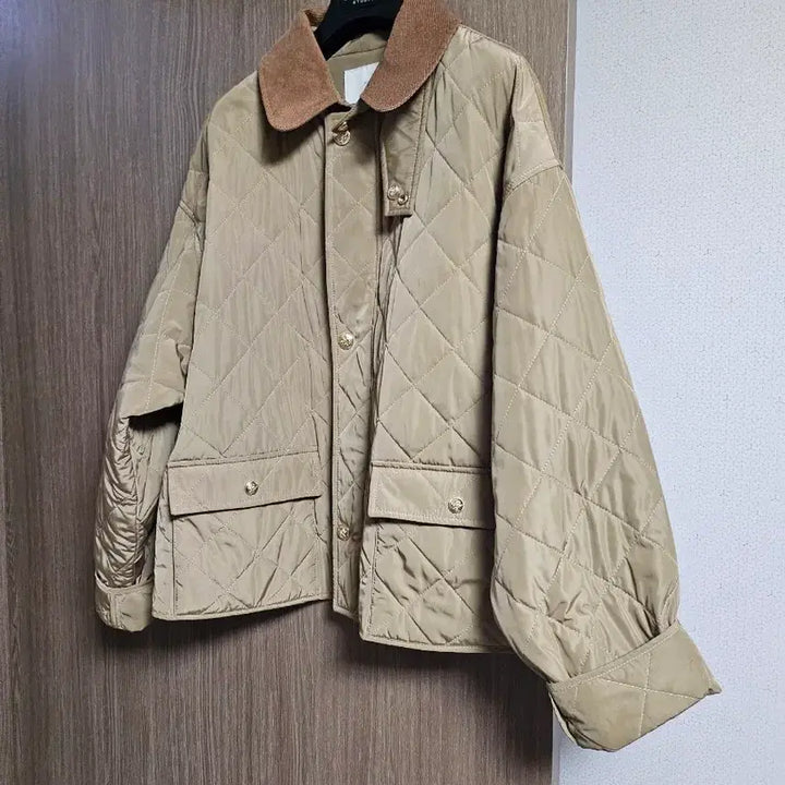 [BUNJANG] Soyoum Quilted Jacket / 소윰 퀼팅 자켓