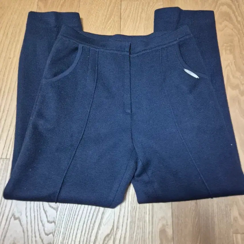 [BUNJANG] Navy Blue Women&