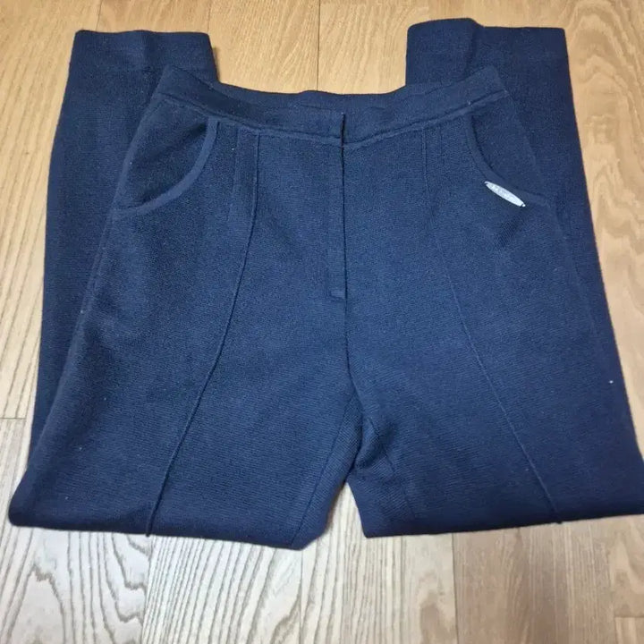 [BUNJANG] Navy Blue Women&