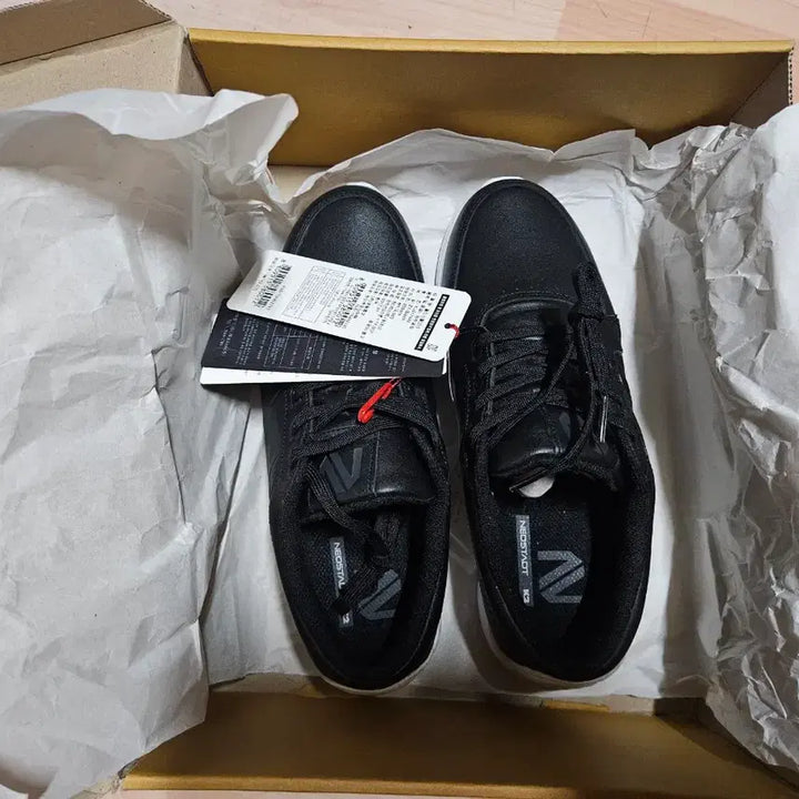 [BUNJANG] K2 Sneakers Black 250 / (새제품) K2 운동화 블랙 250 (천연가죽+폴리에스터)