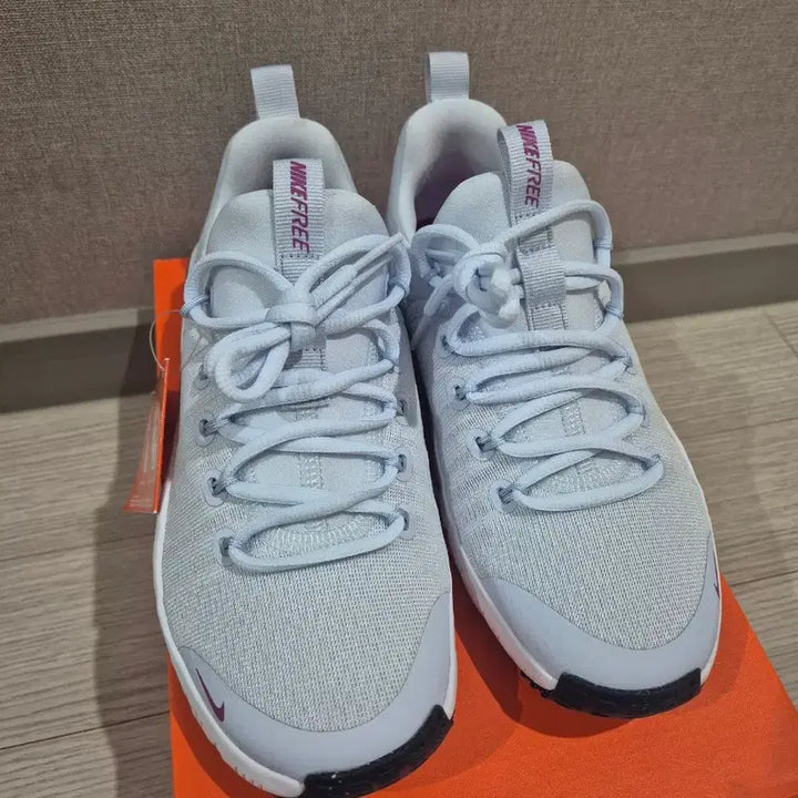 [BUNJANG] Nike Free Metcon 6 Women's Sneakers (230) / 나이키 여성 운동화 프리 메트콘 6 (230)
