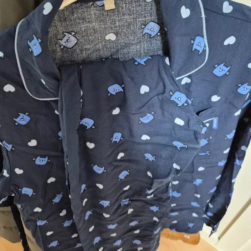 [BUNJANG] Isegye Idol Lilpa Pajama (Size M) / 이세계 아이돌 파자마 판매합니다