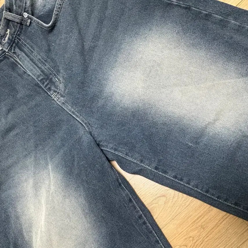 [BUNJANG] Washed Bermuda Denim Shorts / 중청 버뮤다 워싱 데님