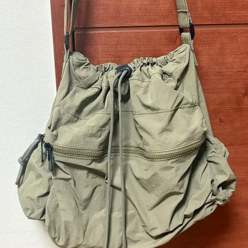 [BUNJANG] Khaki Crossbody Bag / 카키색 크로스백