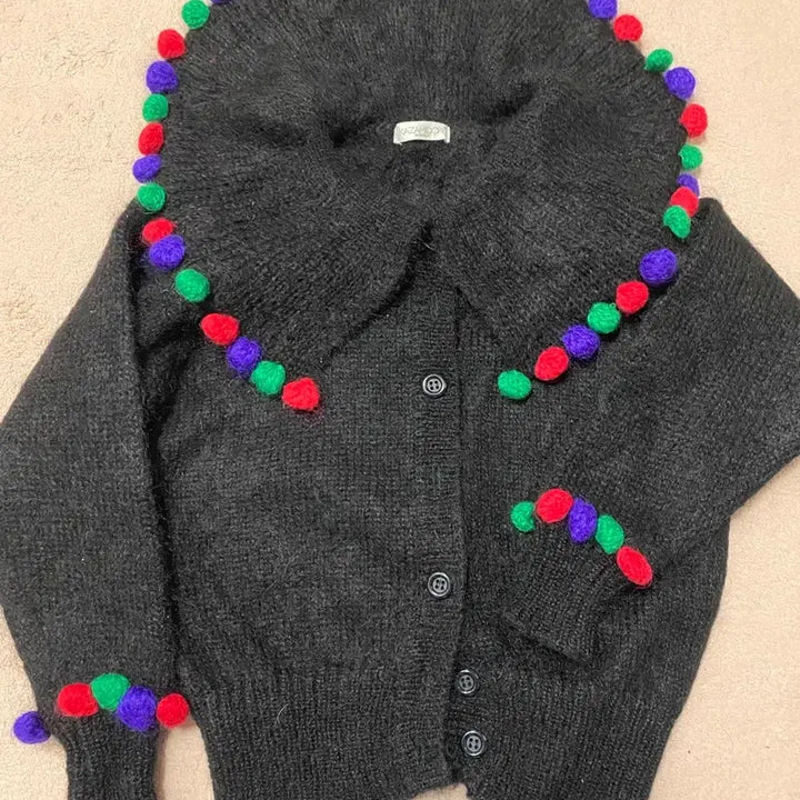 [BUNJANG] Pom-Pom Collar Cardigan / 폼폼이 카라 가디건