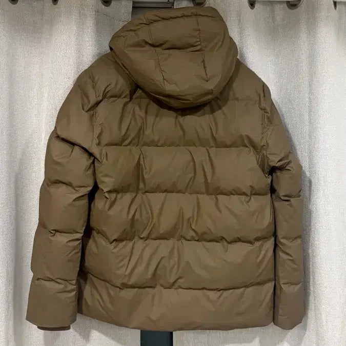 [BUNJANG] RAINS Puffer Jacket (Size 105) / (마지막) RAINS 레인스 푸퍼 패딩(105 사이즈)