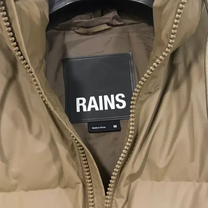 [BUNJANG] RAINS Puffer Jacket (Size 105) / (마지막) RAINS 레인스 푸퍼 패딩(105 사이즈)