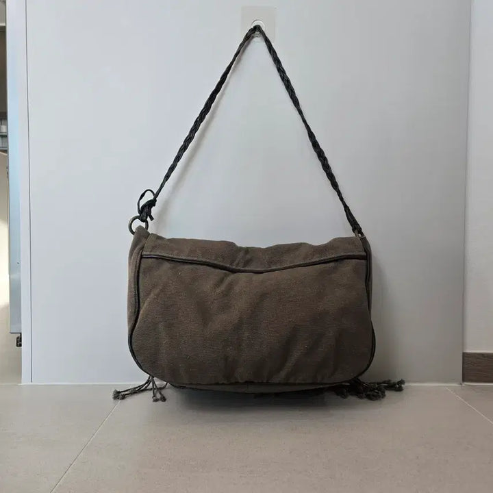 [BUNJANG] Maje Vintage Brown Tassel Shoulder Bag / 주말특가!!  마쥬 빈티지 브라운 태슬 넉넉한 숄더백