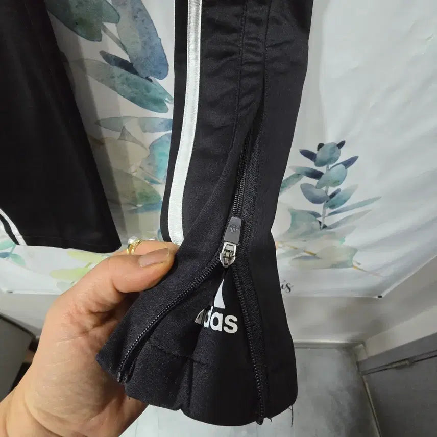 [BUNJANG] Adidas Training Pants (Black) - S / 아디다스 adidas 블랙 트레이닝 팬츠 S (밑단지퍼)