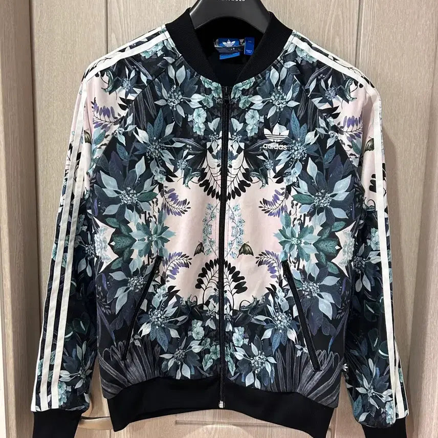 [BUNJANG] Adidas Florely Superstar Track Top Jacket / 아디다스 플로레리 슈퍼스타 트랙탑 져지 집업