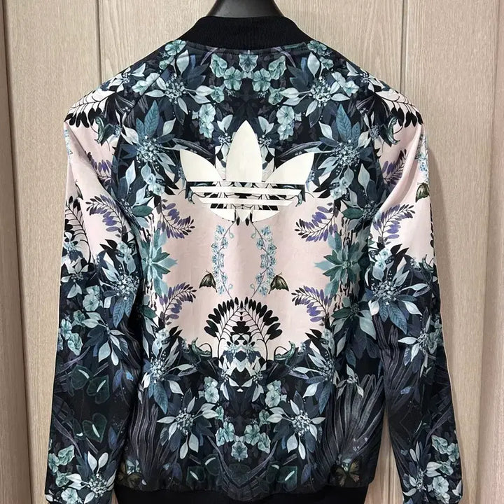 [BUNJANG] Adidas Florely Superstar Track Top Jacket / 아디다스 플로레리 슈퍼스타 트랙탑 져지 집업