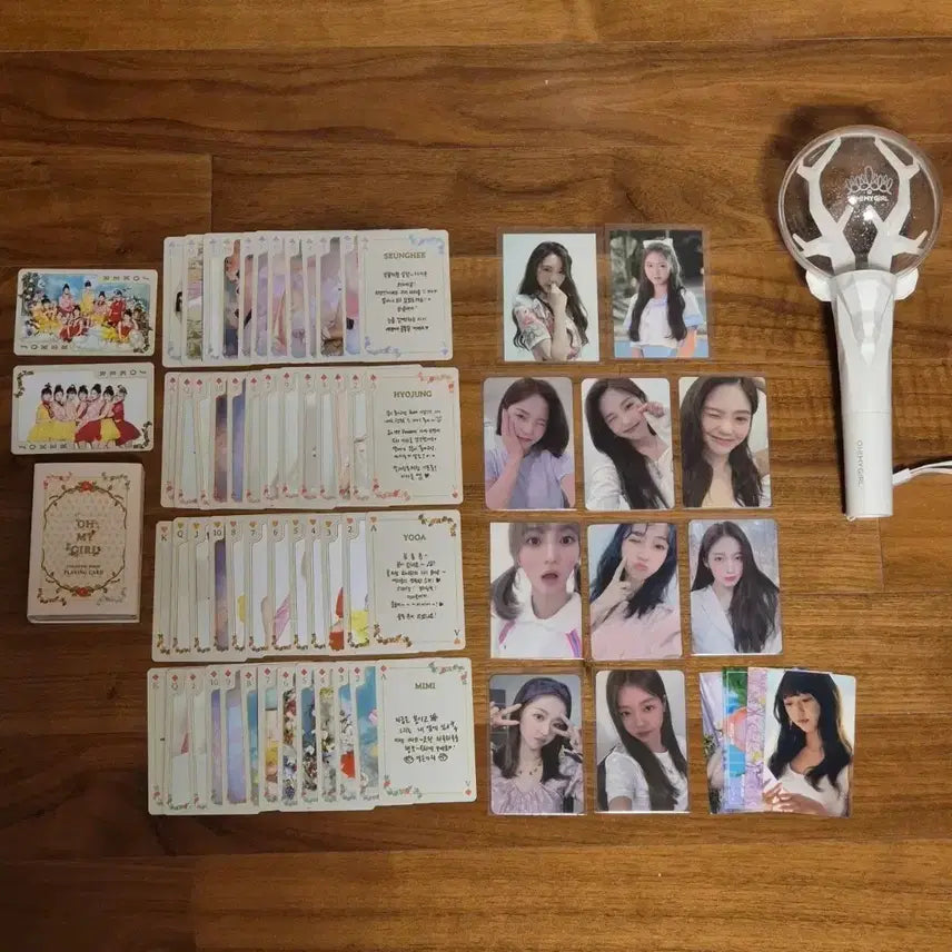 오마이걸 바알원 여름동화 효정 유아 공지호 유빈 아린 미공포 응원봉 포카