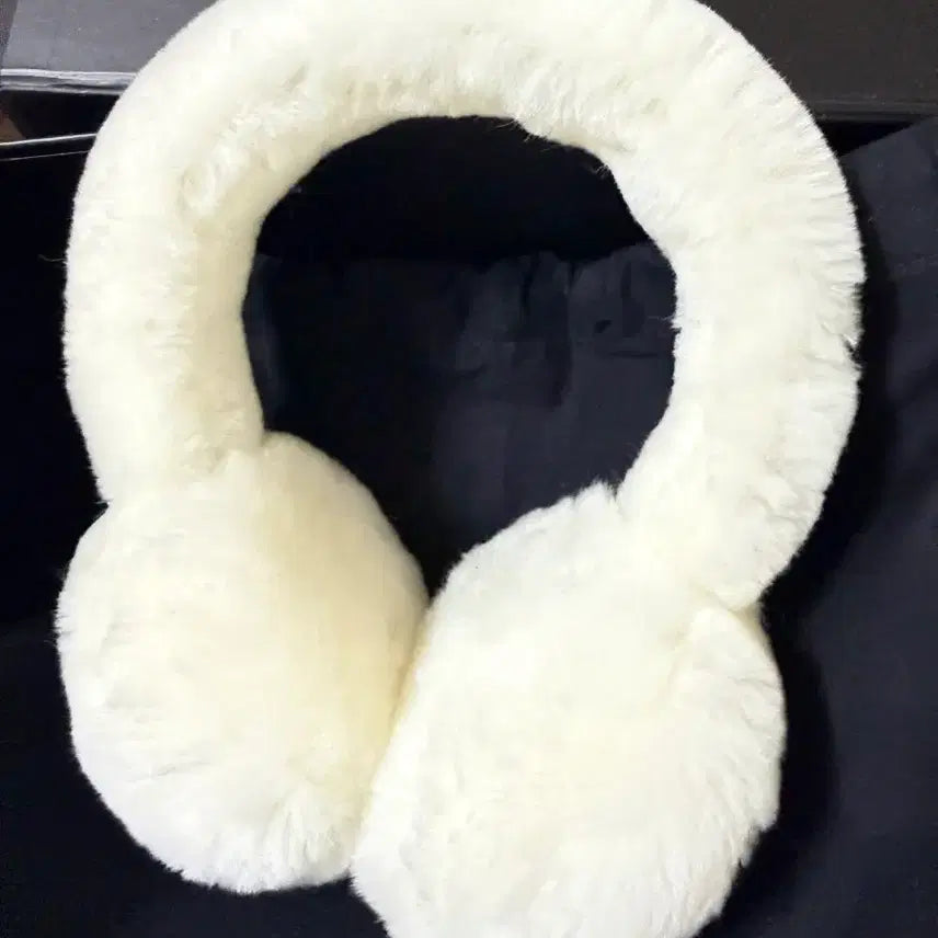 [BUNJANG] Chanel Earmuffs / 샤넬 귀마개