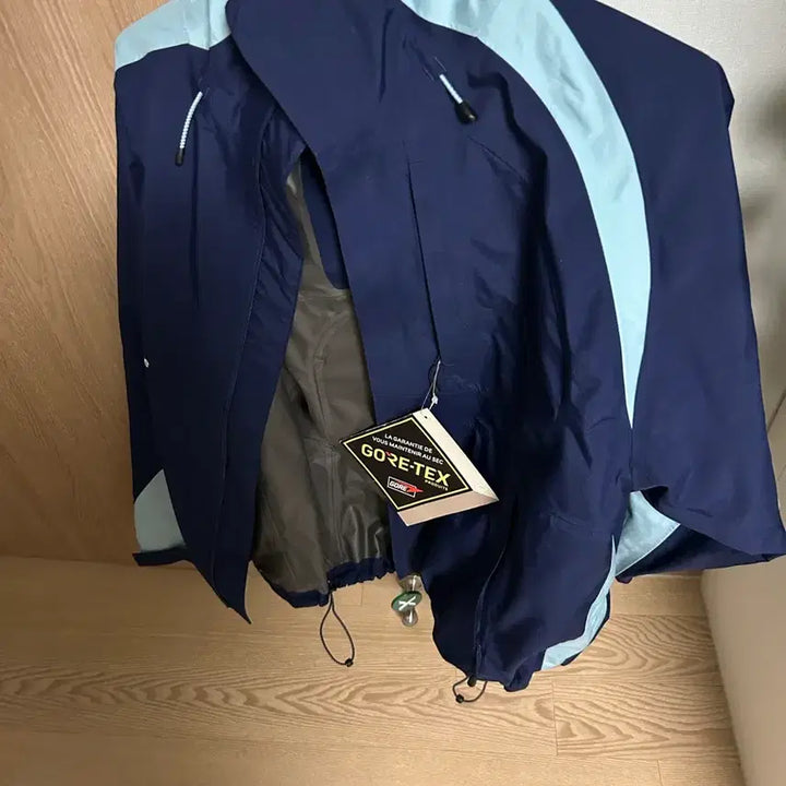 [BUNJANG] Supreme Gore-Tex Packable Jacket / 슈프림 고어텍스 팩라이트 자켓