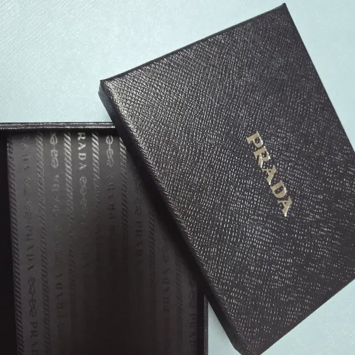 [BUNJANG] Prada Wallet, Bag, Shoe, and Case Bundle / 프라다 지갑 신발 가방 상자 케이스