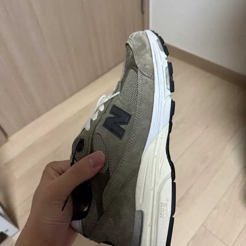 [BUNJANG] New Balance JOUND 993 Sneakers / 뉴발란스 자운드 993 280