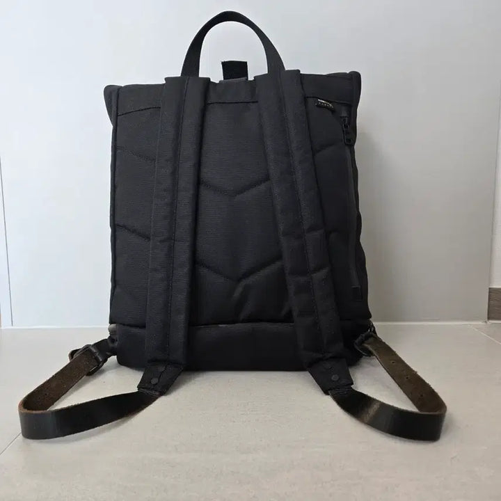 [BUNJANG] Armani Exchange Roll Top Backpack Black / 주말특가!!  아르마니 익스체인지 롤탑 백팩 블랙