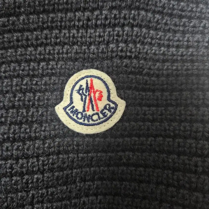 [BUNJANG] Moncler Knit Padded Jacket (Size M) / 몽클레어 니트패딩 M