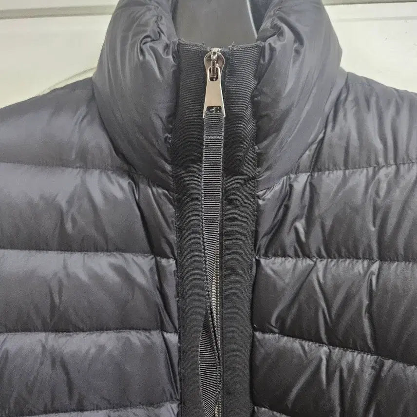 [BUNJANG] Moncler Knit Padded Jacket (Size M) / 몽클레어 니트패딩 M