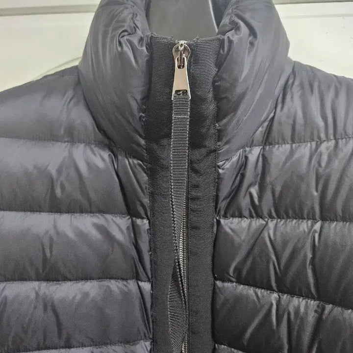 [BUNJANG] Moncler Knit Padded Jacket (Size M) / 몽클레어 니트패딩 M