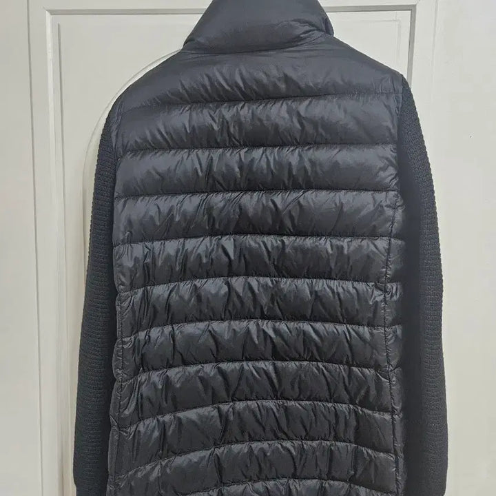 [BUNJANG] Moncler Knit Padded Jacket (Size M) / 몽클레어 니트패딩 M