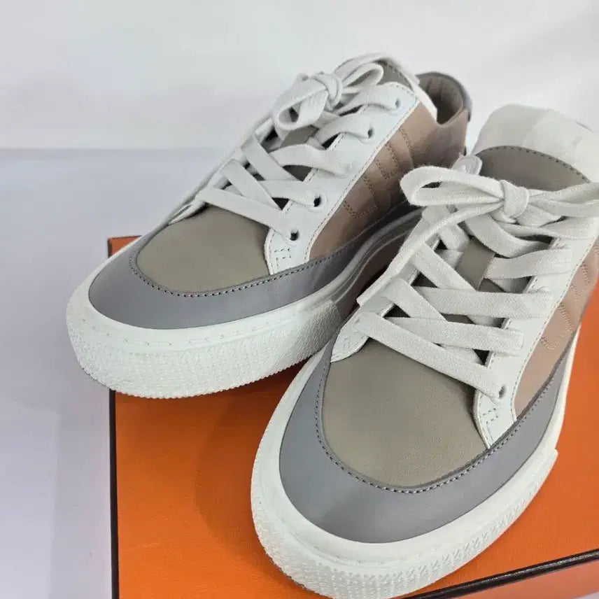 [BUNJANG] Hermes Deep Sneakers with H Logo (Size 36.5) / 에르메스 스니커즈 H로고 딥 36.5 사이즈