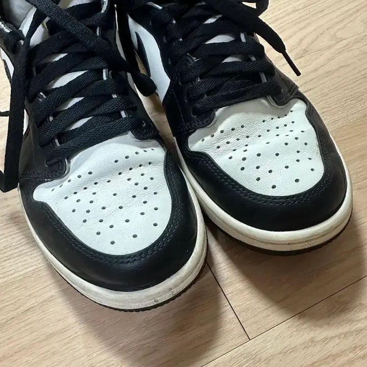 [SOLD OUT] 나이키 에어조던1 하이 다크모카 255