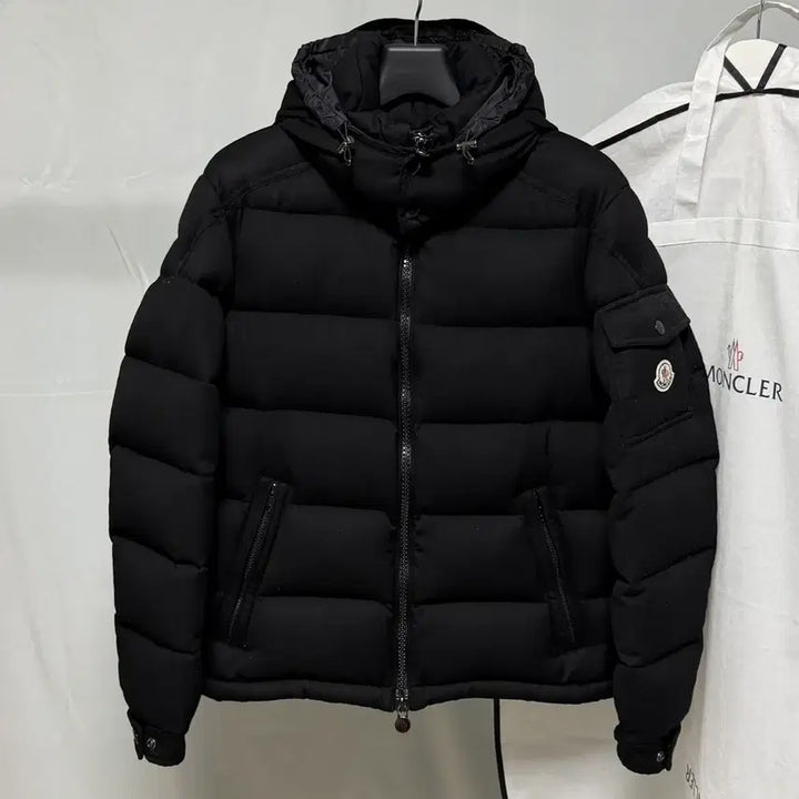 [BUNJANG] Moncler Mongenèvre Padded Jacket Black / [S+급/3] 몽클레어 몽제네브르 패딩 블랙 풀구성