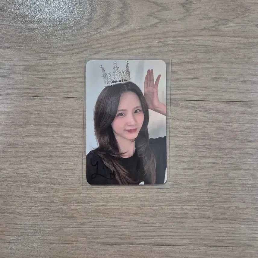 아이칠린 지윤 싸인 포토카드 판매합니다!