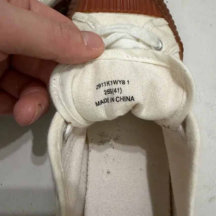 [BUNJANG] 8 Seconds Ivory Rubber Sole Sneakers 255mm / 에잇세컨즈 아이보리 단화 고무창 스니커즈 255mm