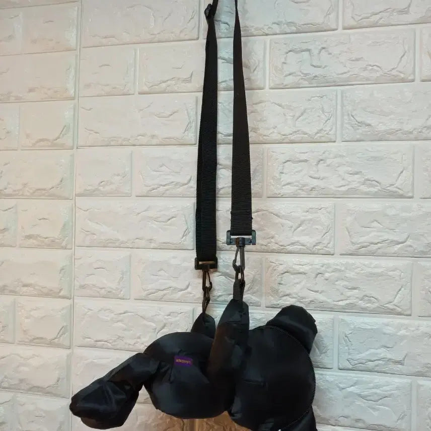 [BUNJANG] Laffer Hug Bear Shoulder Bag / 새상품 라퍼 HUG BEAR SHOULDER BAG 곰돌이 크로스백 가방