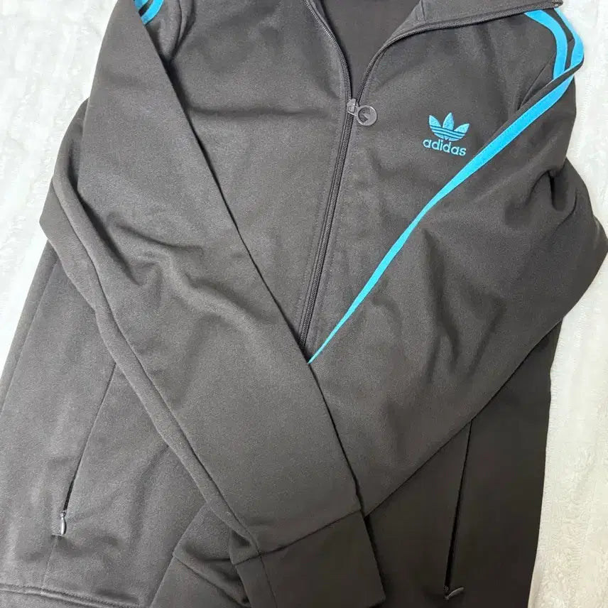 [BUNJANG] Adidas Brown Jersey / 갈색 아디다스 져지