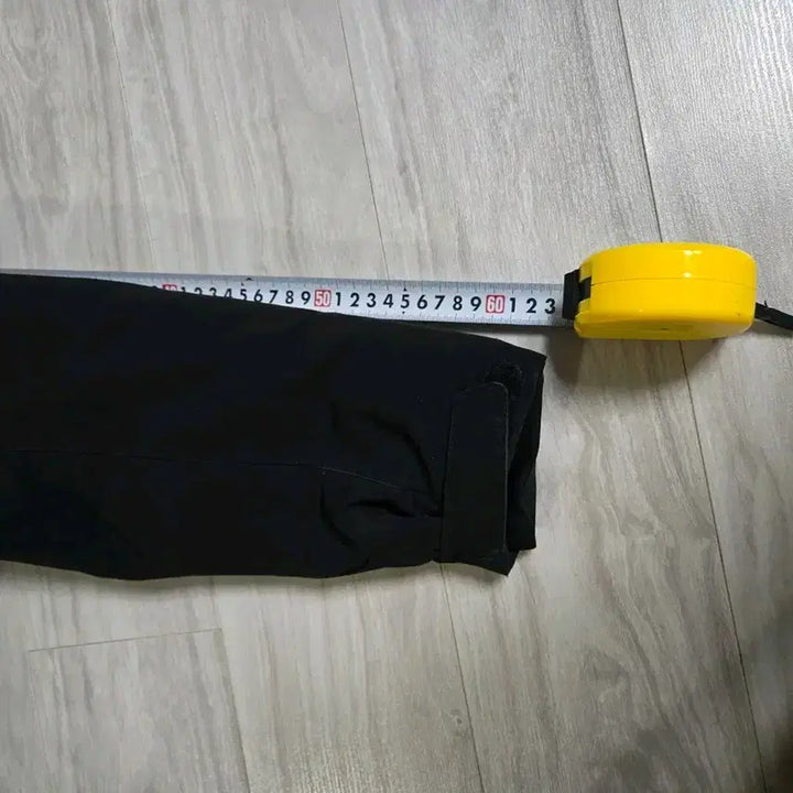 [BUNJANG] Discovery Expedition Padded Jacket (Size 95) / 디스커버리 익스페디션 패딩(95)