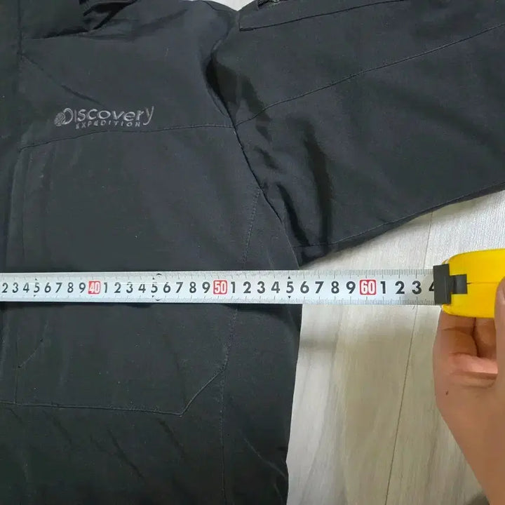 [BUNJANG] Discovery Expedition Padded Jacket (Size 95) / 디스커버리 익스페디션 패딩(95)