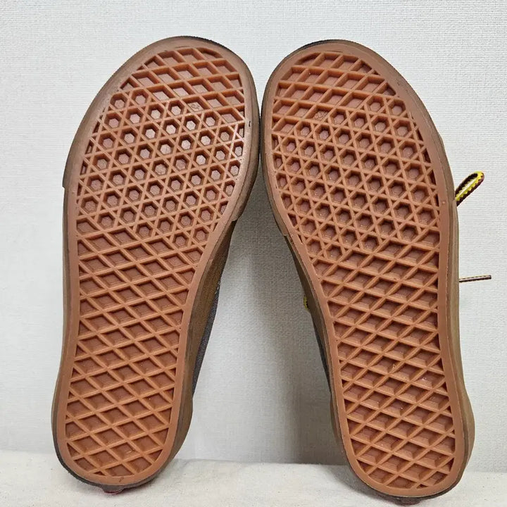 [BUNJANG] Vans Old Skool Falcon Boot Lace Gumsole Brown Sneakers / 220반스 올드스쿨 팔콘 부트 레이스 검솔 브라운 -381