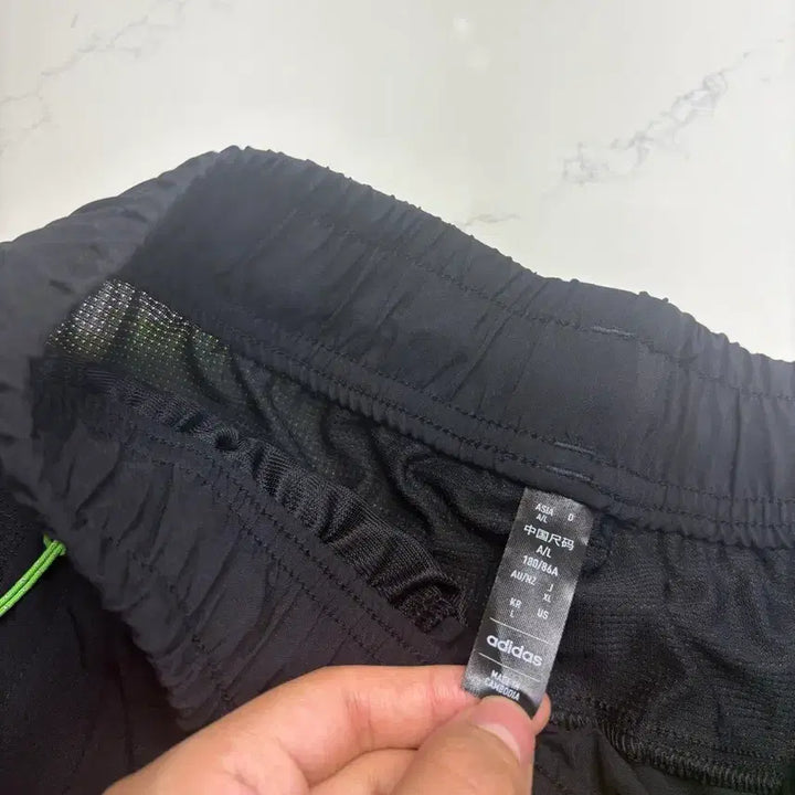 [BUNJANG] Adidas HIIT Training Set (Lime/Black) / 아디다스 트레이닝 반팔반바지 세트 라임/블랙(새상품)