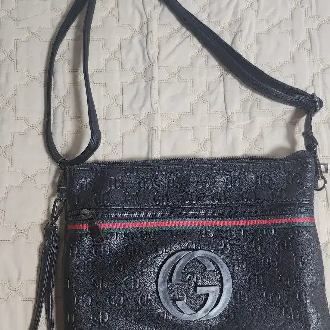 [BUNJANG] Black Crossbody/Clutch Bag / 블랙 크로스백 숄더백