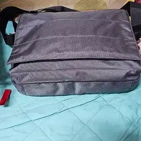 [BUNJANG] Calvin Klein Messenger Bag / 캘빈클라인 진 메신저가방
