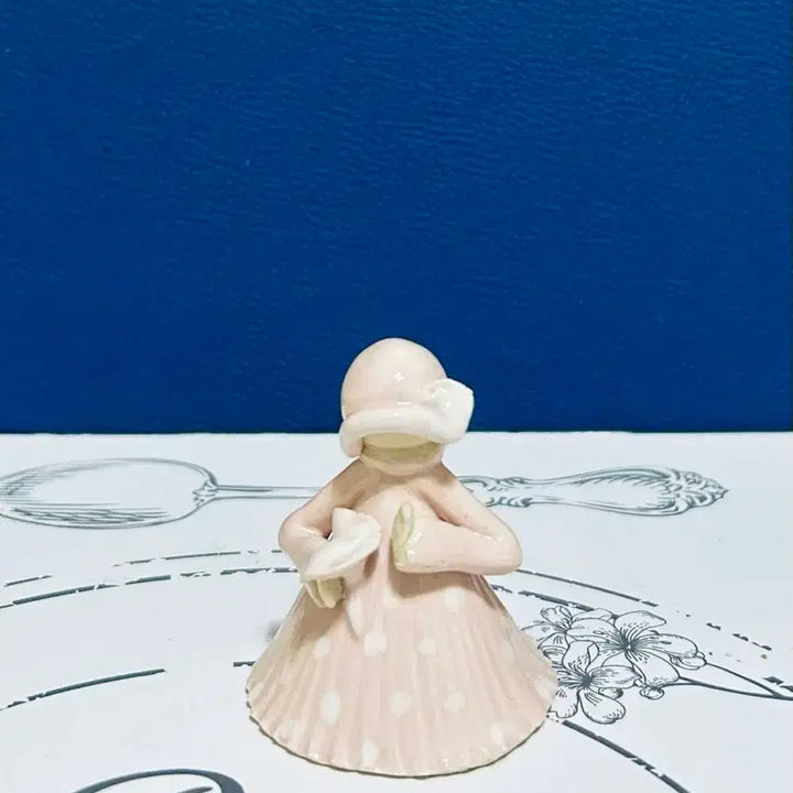 [BUNJANG] Louise August Miniature Bell Figurine / 미국 빈티지 루이즈 어거스트의 소녀 피겨린 미니 벨