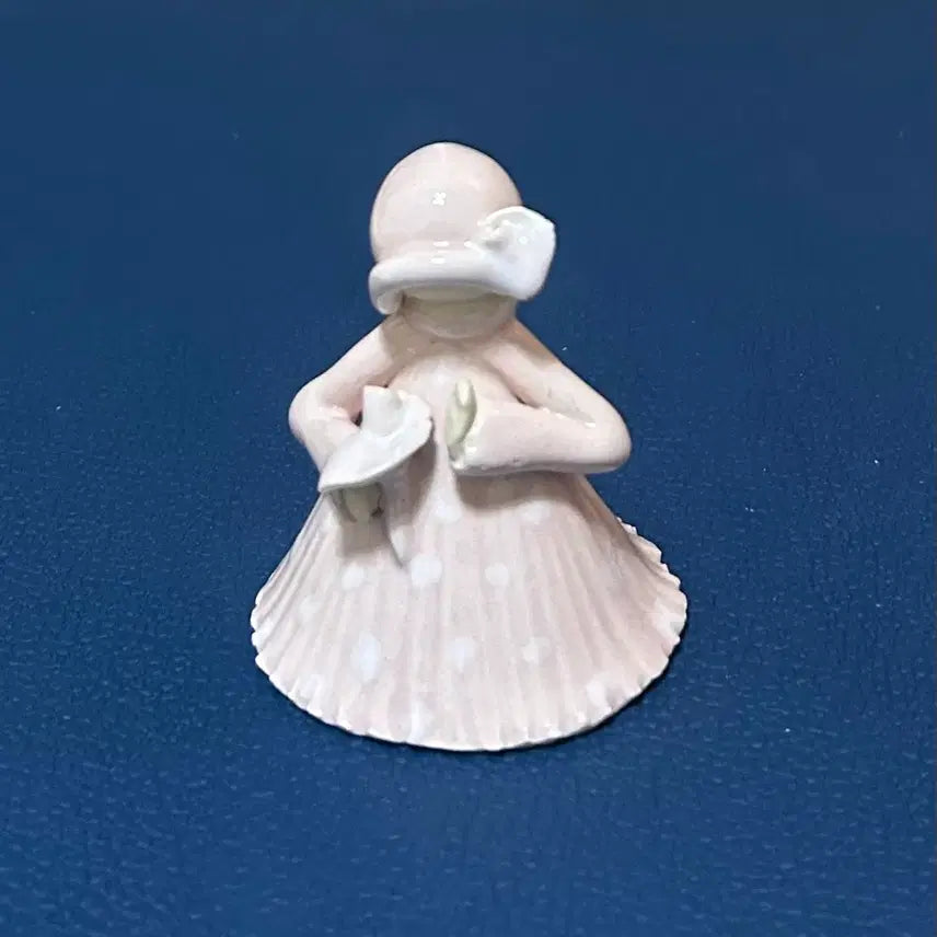 [BUNJANG] Louise August Miniature Bell Figurine / 미국 빈티지 루이즈 어거스트의 소녀 피겨린 미니 벨