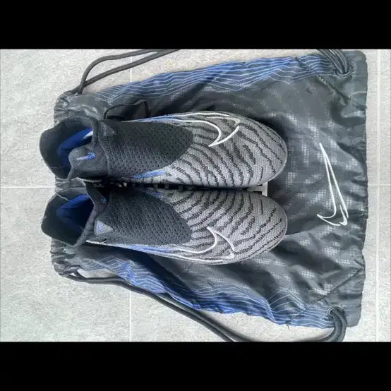 [BUNJANG] Nike Phantom GX Elite FG 260 / 나이키 팬텀 GX 엘리트 FG 260