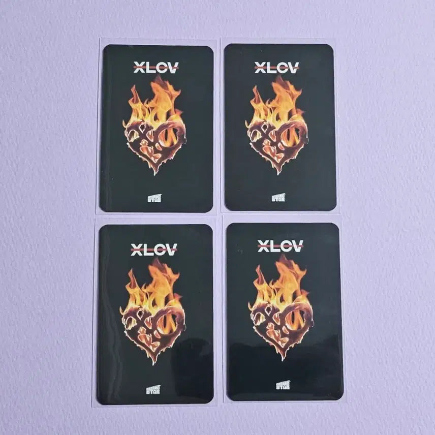 엑스러브(XLOV) I ONE MD 특전 포카 일괄