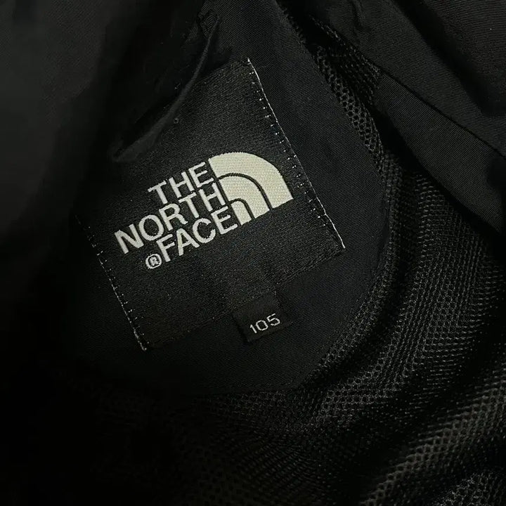 [BUNJANG] The North Face 6-Pocket Hooded Windbreaker Jacket / 노스페이스 블랙 6포켓 후드 바람막이 자켓