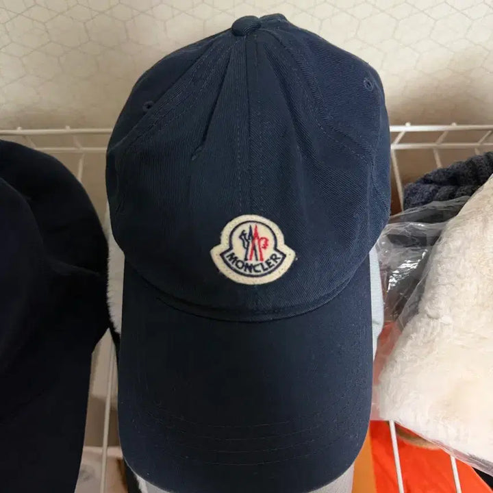 [BUNJANG] Moncler Logo Patch Ball Cap Navy / 몽클레어 로고 패치 볼캡 네이비