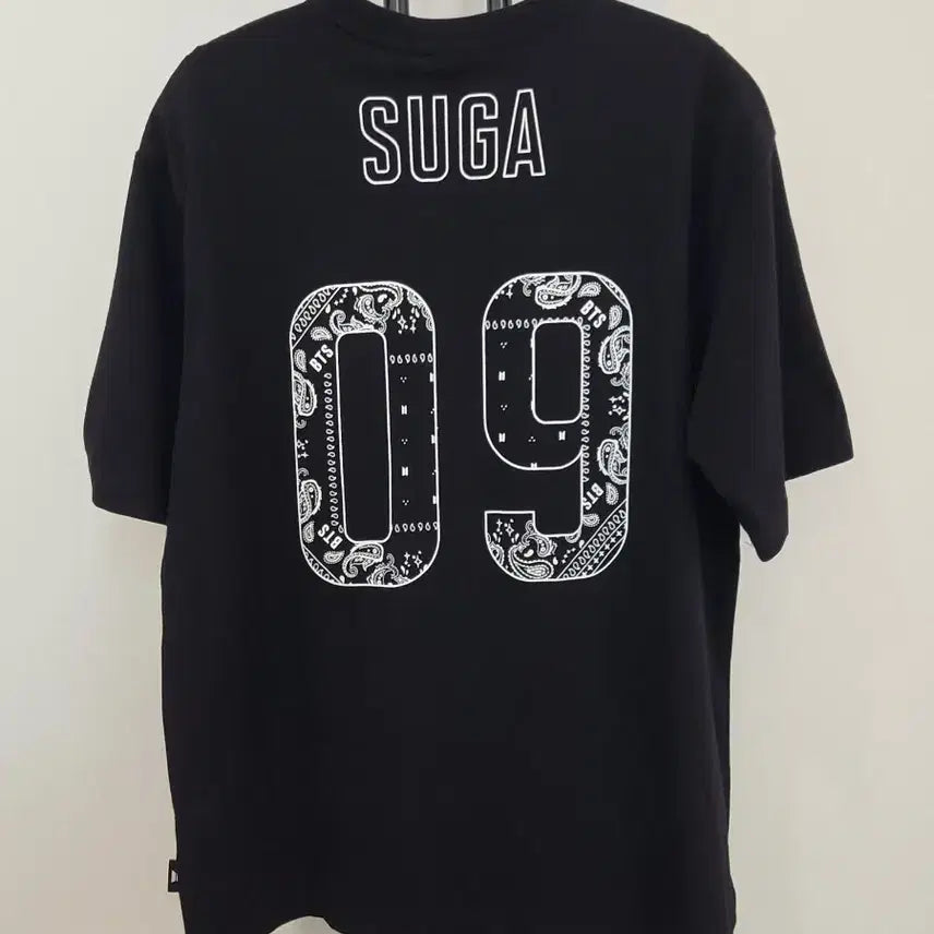 [BUNJANG] BTS Suga T-Shirt Black (M) Item / 팀 BTS 슈가 티셔츠 블랙 M사이즈 택달린새제품