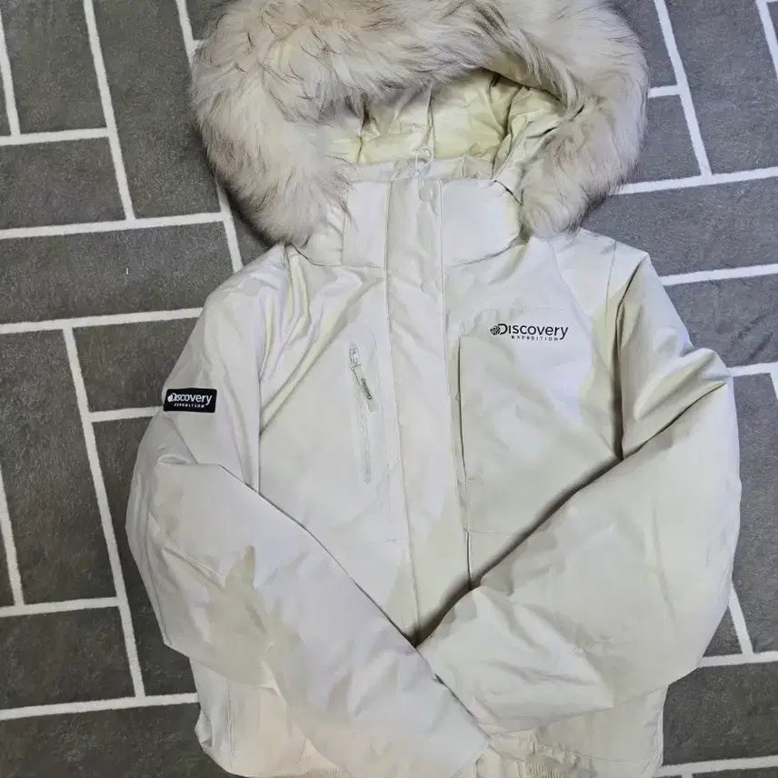 [BUNJANG] Discovery Milford Goose Down Short Padded Winter Jacket / 디스커버리 구스다운 점퍼 숏패딩 겨울 자켓