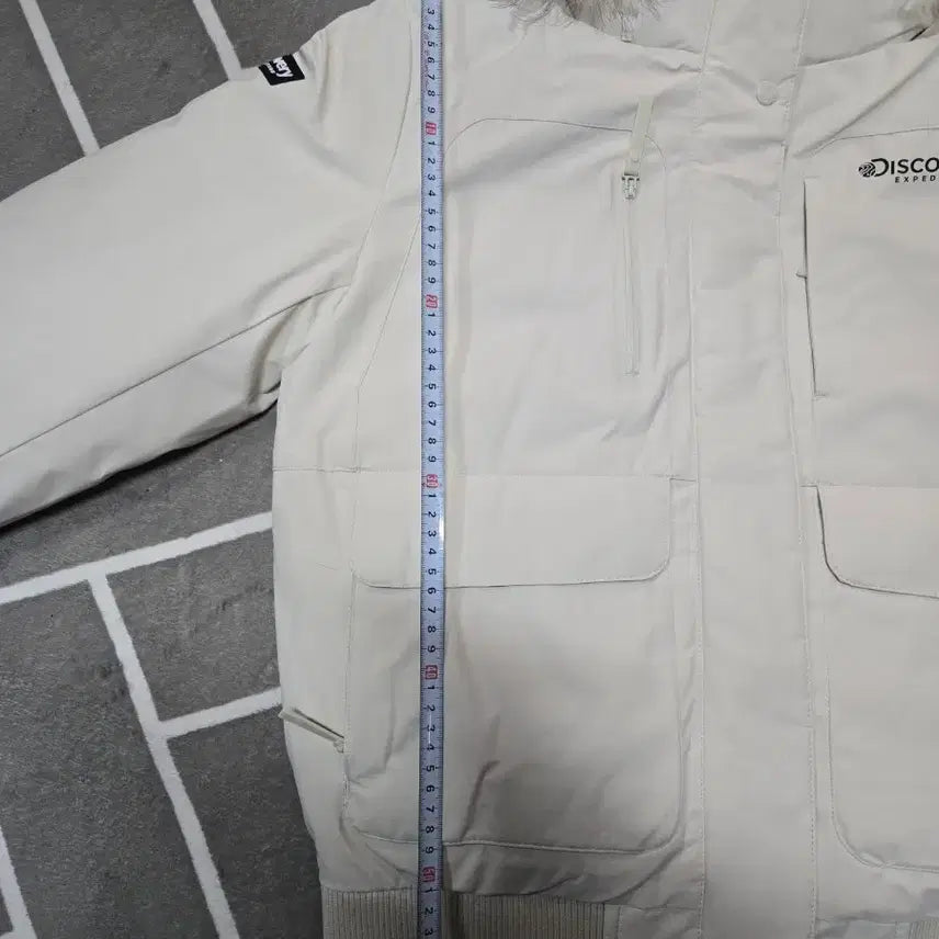 [BUNJANG] Discovery Milford Goose Down Short Padded Winter Jacket / 디스커버리 구스다운 점퍼 숏패딩 겨울 자켓