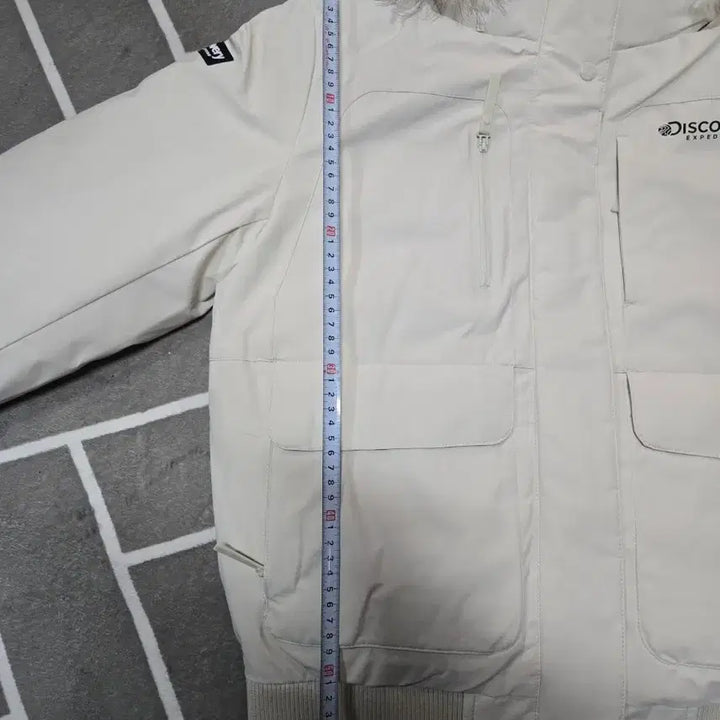 [BUNJANG] Discovery Milford Goose Down Short Padded Winter Jacket / 디스커버리 구스다운 점퍼 숏패딩 겨울 자켓