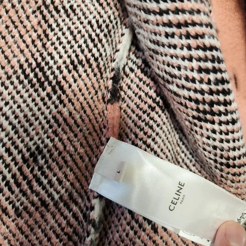 [BUNJANG] Celine Dalmatian Cardigan (V's Favorite) - New / 셀린느 정품 달마시안 가디건 팝니다. 새상품 입니다.